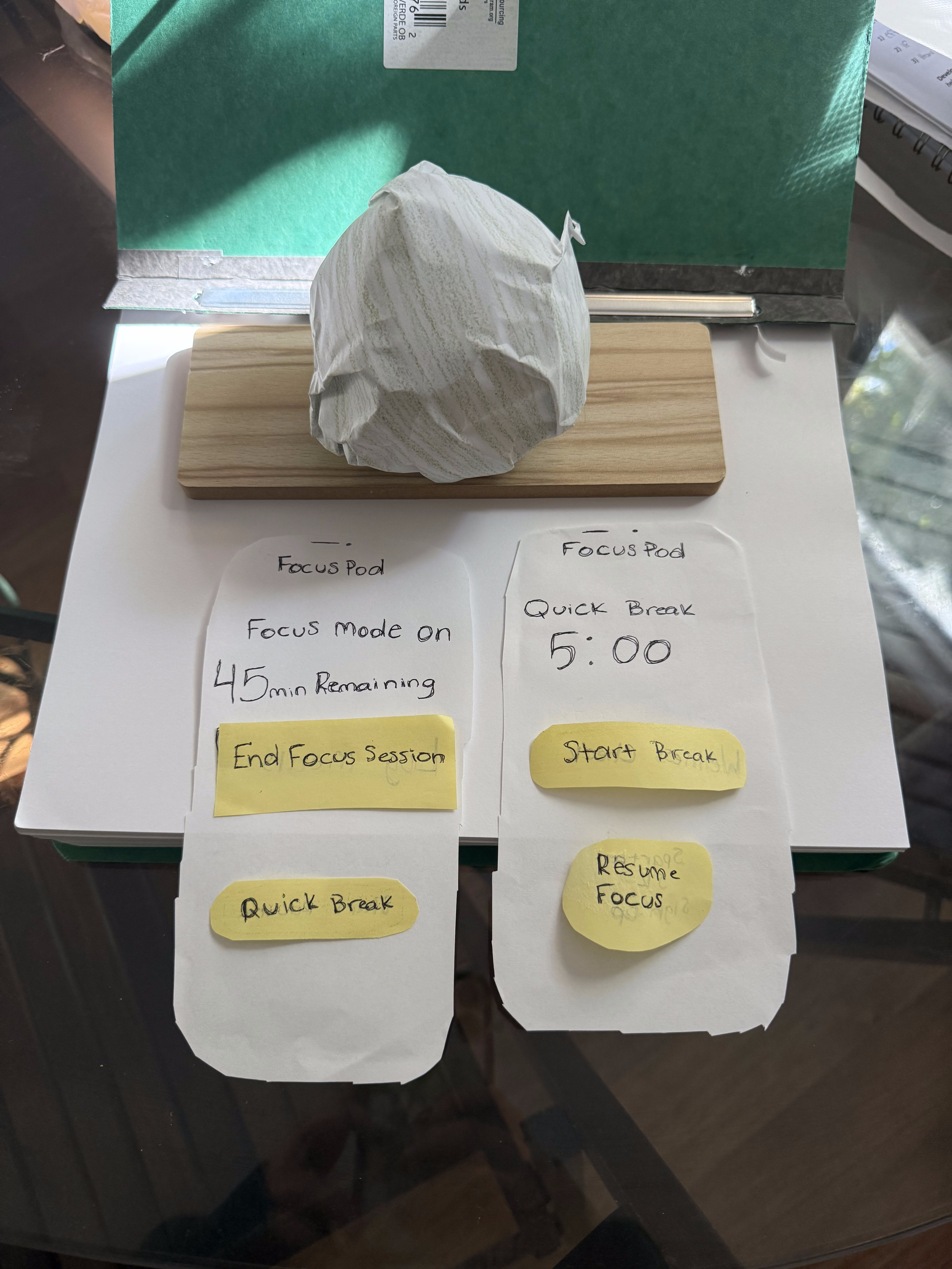 Low-fidelity prototype sketch screens